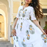 আকর্ষণীয় স্ক্রিন প্রিন্টেড হলুদ ফুলের গাউন,জামা,পায়জামা